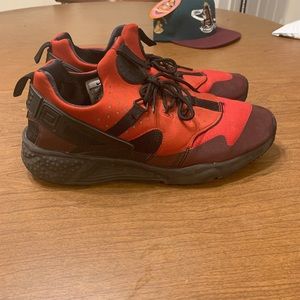 Size 11 - Nike Air Huarache Utility Gym Red Black